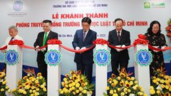 Trường ĐH Luật TP.HCM có Phòng truyền thống sau 46 năm thành lập