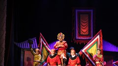 Hát Bội làm mới để thu hút khán giả