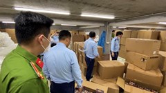 Thu giữ hàng nghìn hộp cà phê giảm cân nghi chứa chất cấm