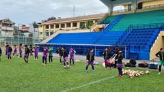 Đội tuyển nữ Việt Nam đá giao hữu với Than KSVN trước khi dự SEA Games 31