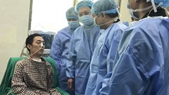 “Trận đánh lớn" của các chiến sĩ áo trắng