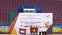Aerobic thi đấu thành công trong ngày đầu ra quân