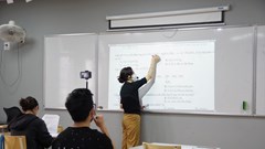 Tăng học phí, phải giảm phụ phí