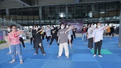 Khởi động chuỗi hoạt động giao lưu văn hóa, thể thao, nghệ thuật tại Trường ĐH Văn Lang