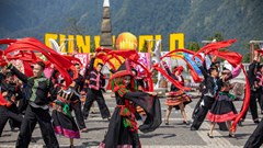 Lào Cai đón trên 1.6 triệu lượt khách du lịch trong 6 tháng đầu năm