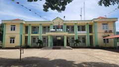 Tạm đình chỉ công tác Chủ tịch xã bị đánh ghen tại trụ sở