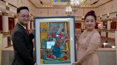 Hồng duyên: Bộ sưu tập tranh đặc biệt