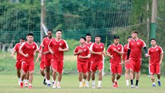 Chờ màn thể hiện của chủ nhà