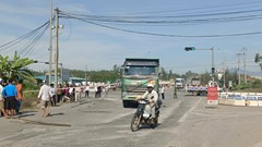 Quảng Ngãi: Tài xế lái xe bỏ chạy sau khi tông chết người