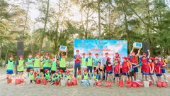 "Biệt đội nhí" bảo vệ môi trường ở biển Sầm Sơn