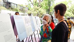 Triển lãm “Tình yêu qua chiến tranh”- những mối tình đi cùng năm tháng