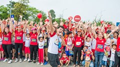 EUDURN 2018: NSƯT Xuân Bắc kêu gọi hàng chục nghìn phụ huynh và học sinh chung tay làm nên “điều kỳ diệu” cho trẻ em nghèo