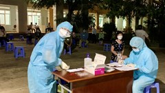 Y, bác sĩ ở nhiều tỉnh Tây Nguyên xin nghỉ việc: “Phác đồ điều trị” vẫn còn... nghiên cứu