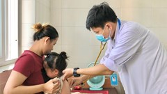 Quảng Ngãi: Hàng loạt viên chức y tế xin thôi việc, bỏ việc, đơn phương chấm dứt hợp đồng