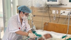 Ngộ độc rượu chứa methanol: Đừng để “biết rồi, nói mãi”