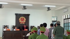 Xét xử vụ án đưa, nhận hối lộ tại Công ty cấp nước Ninh Thuận