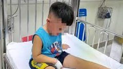 Qua vụ bé trai bị nhốt tủ đông