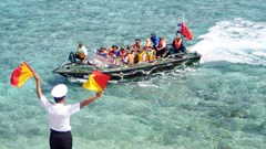 Chung tay vì Trường Sa thân yêu