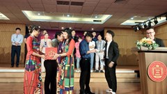 Vở cũ, vai cũ thì còn gì là tài năng nữa?