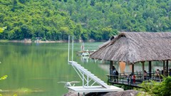 Hòa mình vào thiên nhiên ở Khu du lịch hồ Kênh Hạ