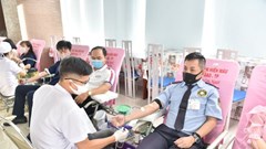 Người “sợ máu”... hơn 100 lần hiến máu