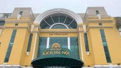 Nhà hát Kịch Hà Nội nêu lý do chưa đưa ra hình thức kỷ luật diễn viên Hồng Đăng