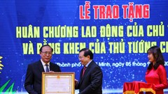 Trường ĐH Văn hóa TP.HCM khai giảng và đón nhận nhiều phần thưởng cao quý