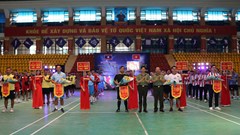 Điện Biên: Giải bóng đá chào mừng kỷ niệm 60 năm quan hệ Việt Nam - Lào