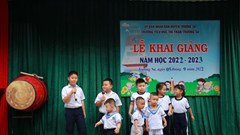 Năm học mới nơi đầu sóng ngọn gió