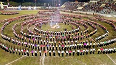 Nhiều hoạt động đón nhận Bằng của UNESCO ghi danh Nghệ thuật Xòe Thái