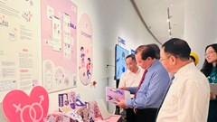 Triển lãm Mỹ thuật ứng dụng toàn quốc năm 2022: Chuyên nghiệp và mới lạ