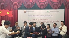 Cuộc thi viết và trưng bày “Danh ngôn của Chủ tịch Hồ Chí Minh trên thư pháp Hàn Quốc”