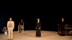 Vở kịch Hedda Gabler : Tiếp cận kịch kinh điển qua cách làm mới