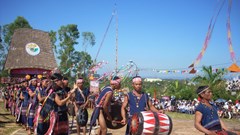 Kon Tum triển khai Chỉ thị của Bộ trưởng Bộ VHTTDL về tăng cường quản lý hoạt động VHNT, lễ hội, di sản và phát triển du lịch