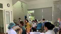 Nhiều cán bộ bỏ việc, nguồn nhân lực y tế ngày càng "mỏng"