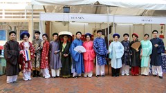 Áo dài chỉ dấu của văn hóa Việt