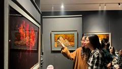 Sáng tạo độc đáo từ sơn mài truyền thống của hoạ sĩ trẻ Vũ Văn Tịch