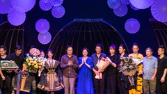 Múa rối thử nghiệm với “Bản tình ca trên núi cao”