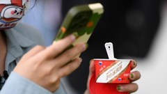 Khi người giàu Trung Quốc hạn chế mua hàng hiệu