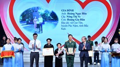 Để “xa mặt” mà không “cách lòng”