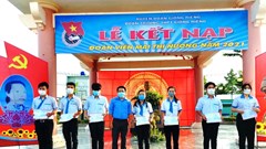 Thầy giáo ở Kiên Giang với mô hình hùng biện dưới cờ cho học sinh