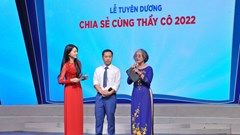 Cộng đồng cùng hướng về và chia sẻ với những gian khổ, hi sinh của các thầy cô