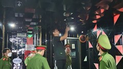 Quản lý chặt hơn nữa dịch vụ karaoke, vũ trường