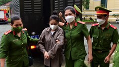 “Dì ghẻ” bạo hành bé gái 8 tuổi bị đề nghị tử hình