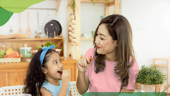 Nuôi dưỡng con trọn vẹn không khó như mẹ nghĩ, chỉ cần bắt đầu từ “nghi thức” bữa sáng