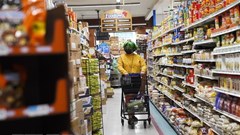 New York và Singapore dẫn đầu danh sách thành phố đắt đỏ nhất thế giới