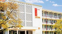 Muốn trở thành Đại học thì phải đạt được tầm vóc xứng đáng