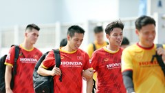 Tuyển Việt Nam trở về Hà Nội chuẩn bị cho trận giao hữu với Philippines