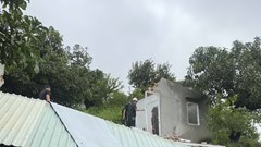 Nhiều công trình "mọc" trái phép trên quốc lộ 1D (Bình Định): Quyết liệt xử lí các trường hợp vi phạm