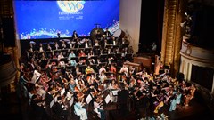 Dân ca Việt hòa âm cùng giao hưởng